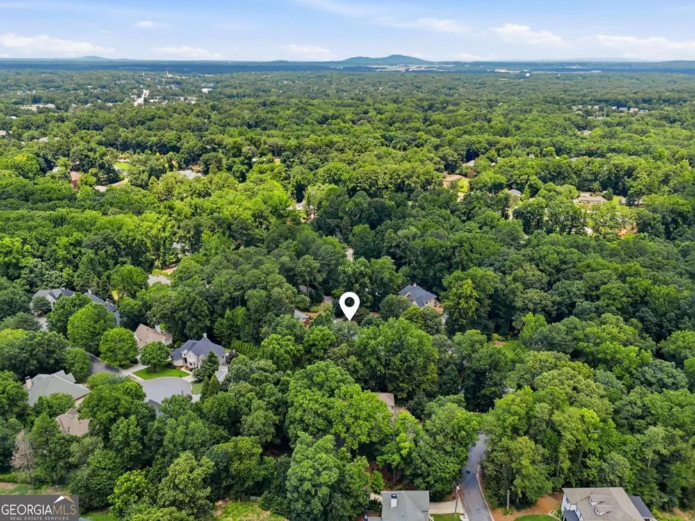 2360 Honeysuckle LN SE Smyrna, GA 30080