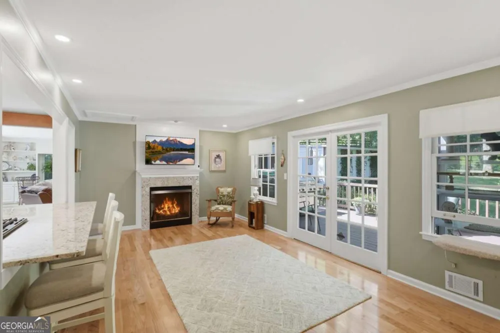 2360 Honeysuckle LN SE Smyrna, GA 30080