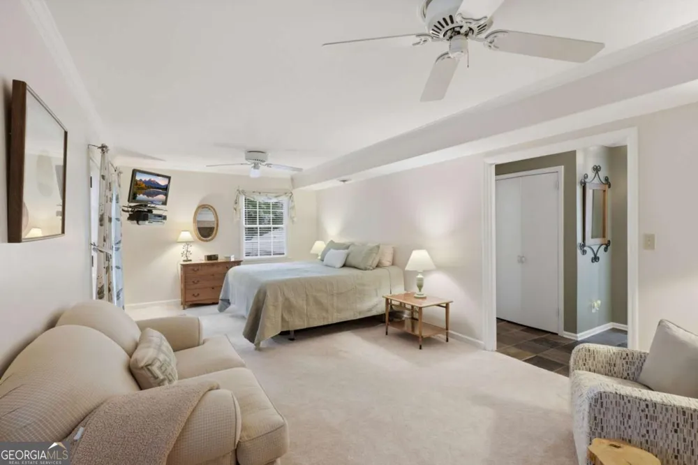 2360 Honeysuckle LN SE Smyrna, GA 30080
