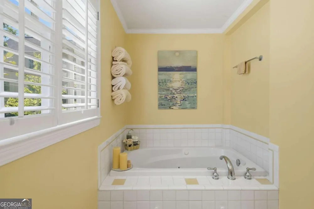 2360 Honeysuckle LN SE Smyrna, GA 30080