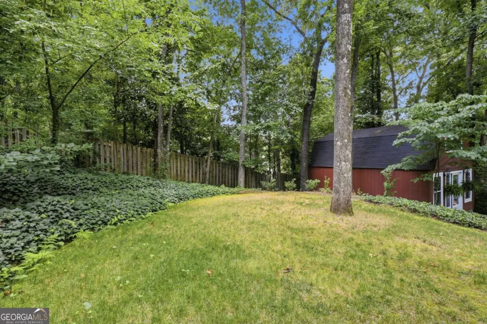 2360 Honeysuckle LN SE Smyrna, GA 30080