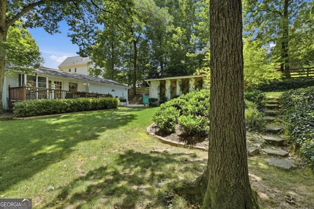 2360 Honeysuckle LN SE Smyrna, GA 30080