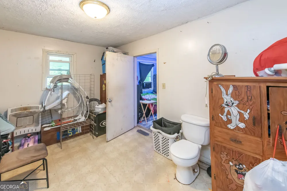 136 White Rose LN Temple, GA 30179