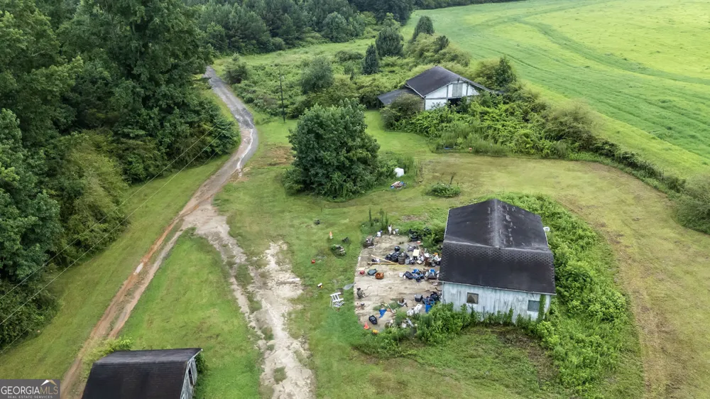 136 White Rose LN Temple, GA 30179