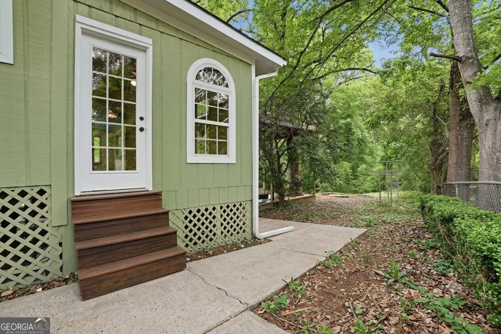 4780 Big Valley RD Stone Mountain, GA 30083