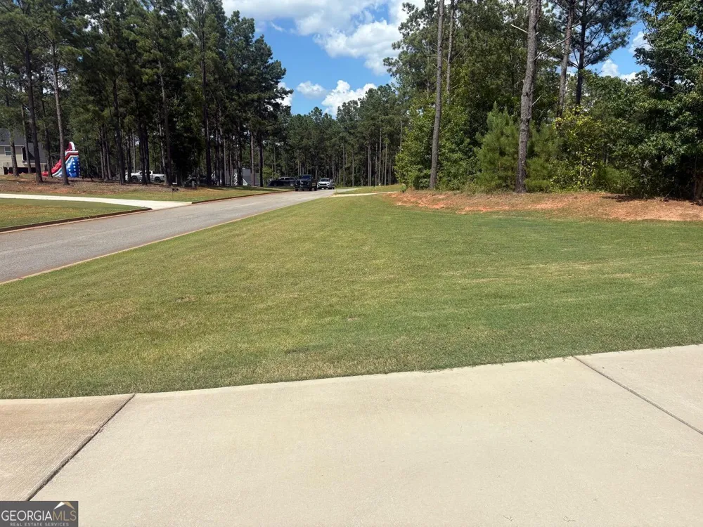 202 Millwood CT LaGrange, GA 30241