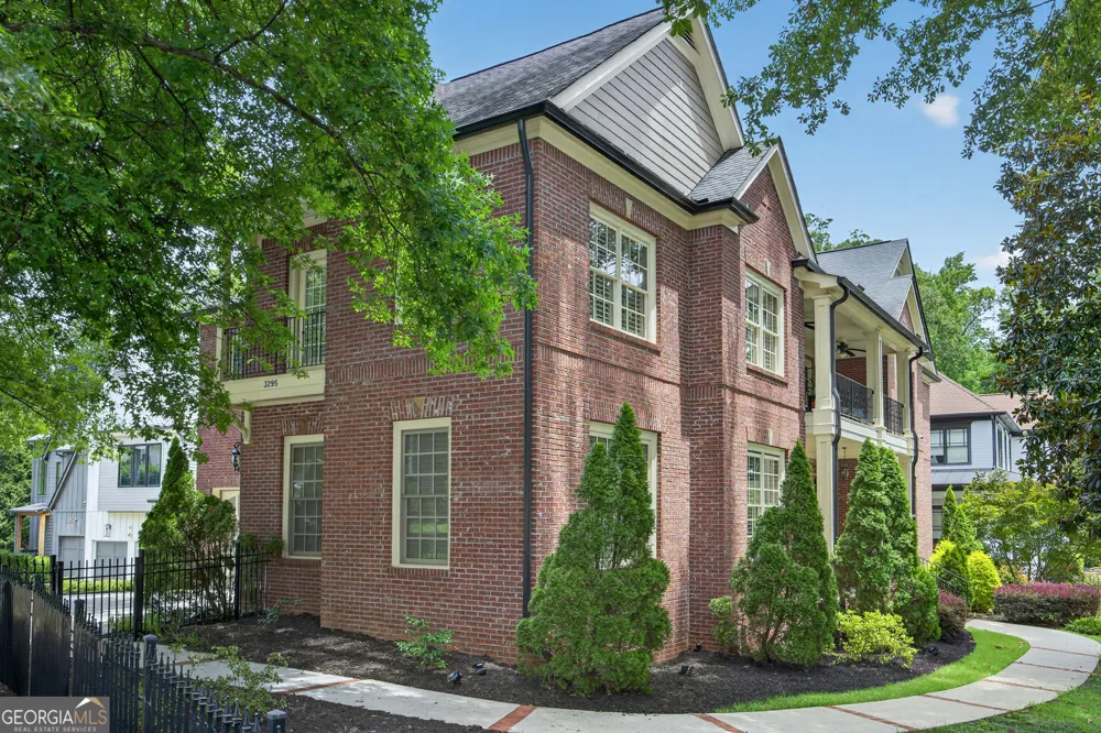 3295 Osborne RD NE Brookhaven, GA 30319