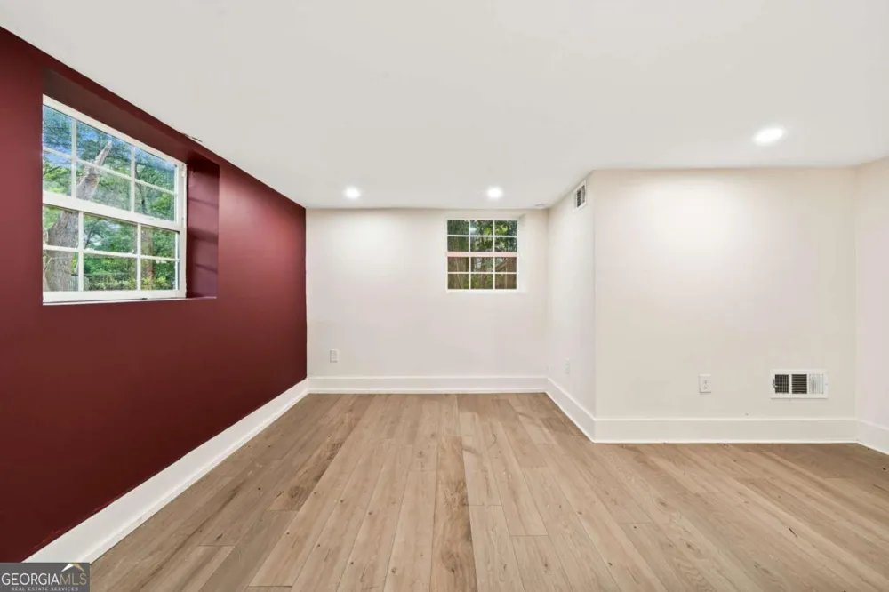 2949 Pearl ST East Point, GA 30344
