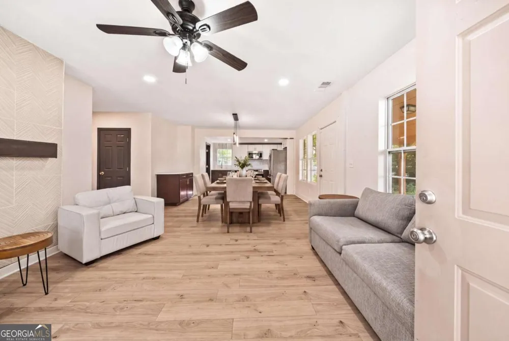 2949 Pearl ST East Point, GA 30344