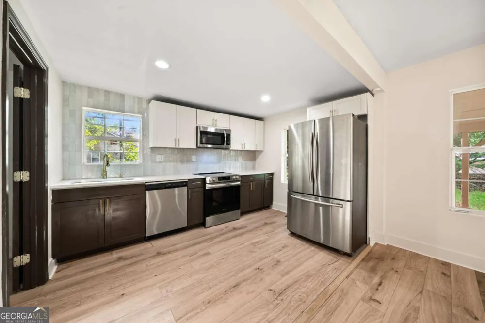 2949 Pearl ST East Point, GA 30344