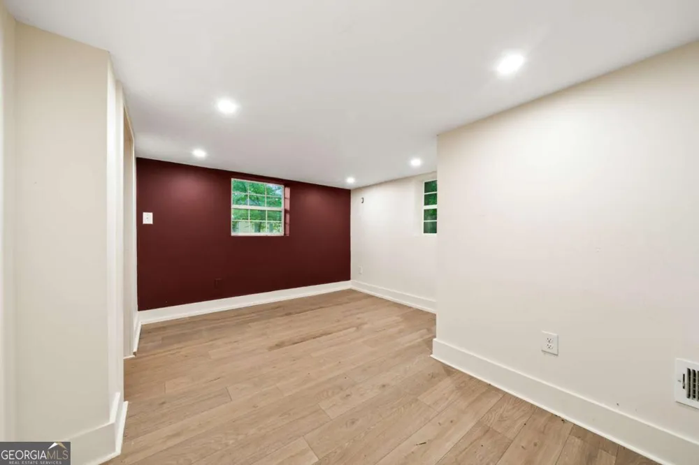 2949 Pearl ST East Point, GA 30344