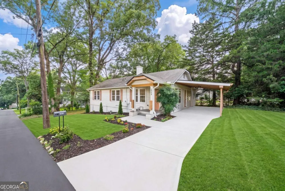2949 Pearl ST East Point, GA 30344