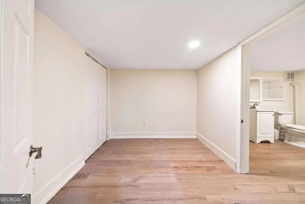 2949 Pearl ST East Point, GA 30344