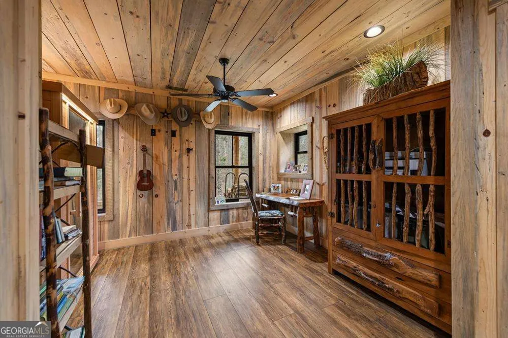 164 Water Dance TRL Blue Ridge, GA 30513