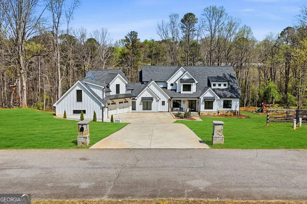 106 Belmont DR Canton, GA 30115