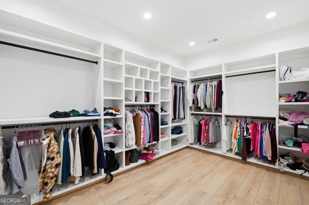106 Belmont DR Canton, GA 30115