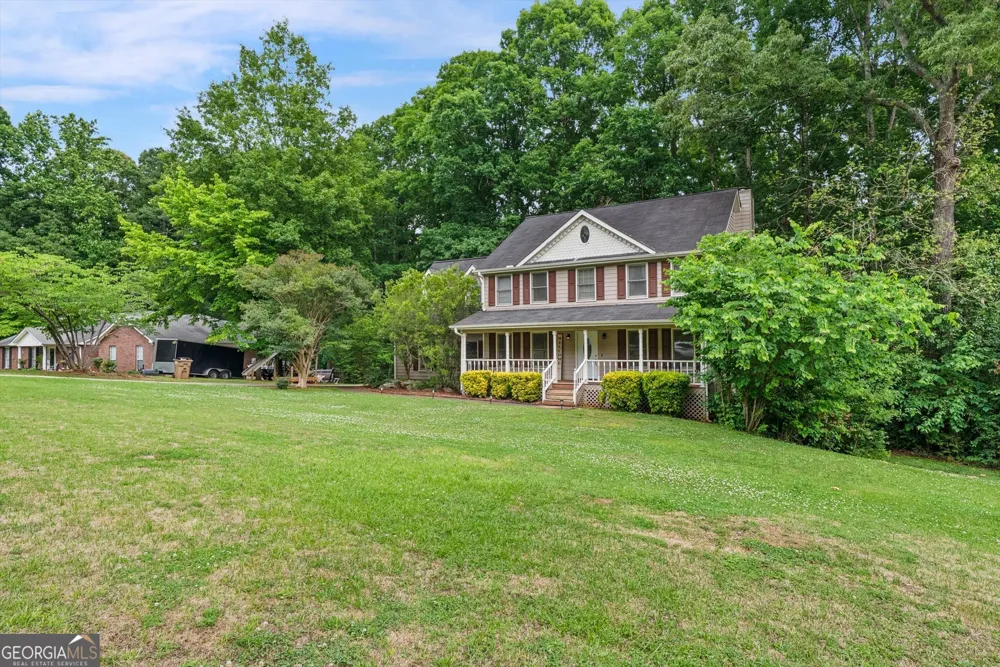 165 Hayes CIR Rex, GA 30273