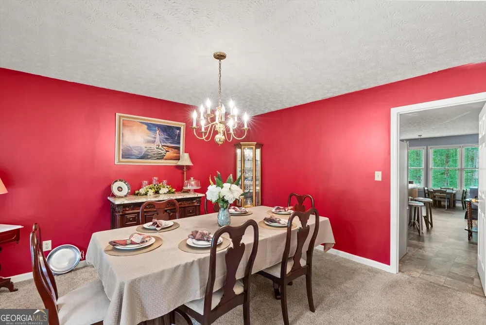 165 Hayes CIR Rex, GA 30273