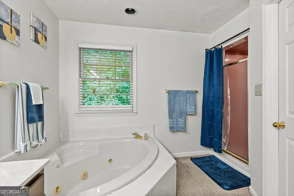 165 Hayes CIR Rex, GA 30273