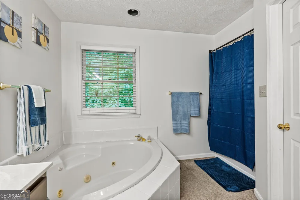 165 Hayes CIR Rex, GA 30273