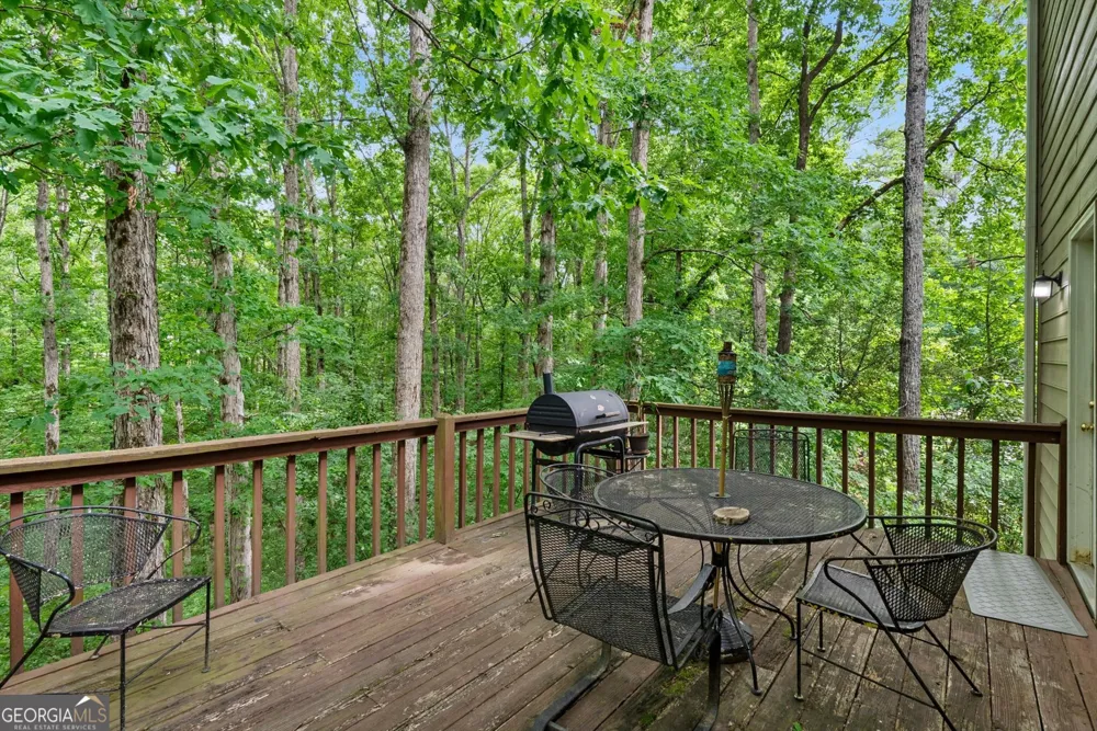 165 Hayes CIR Rex, GA 30273