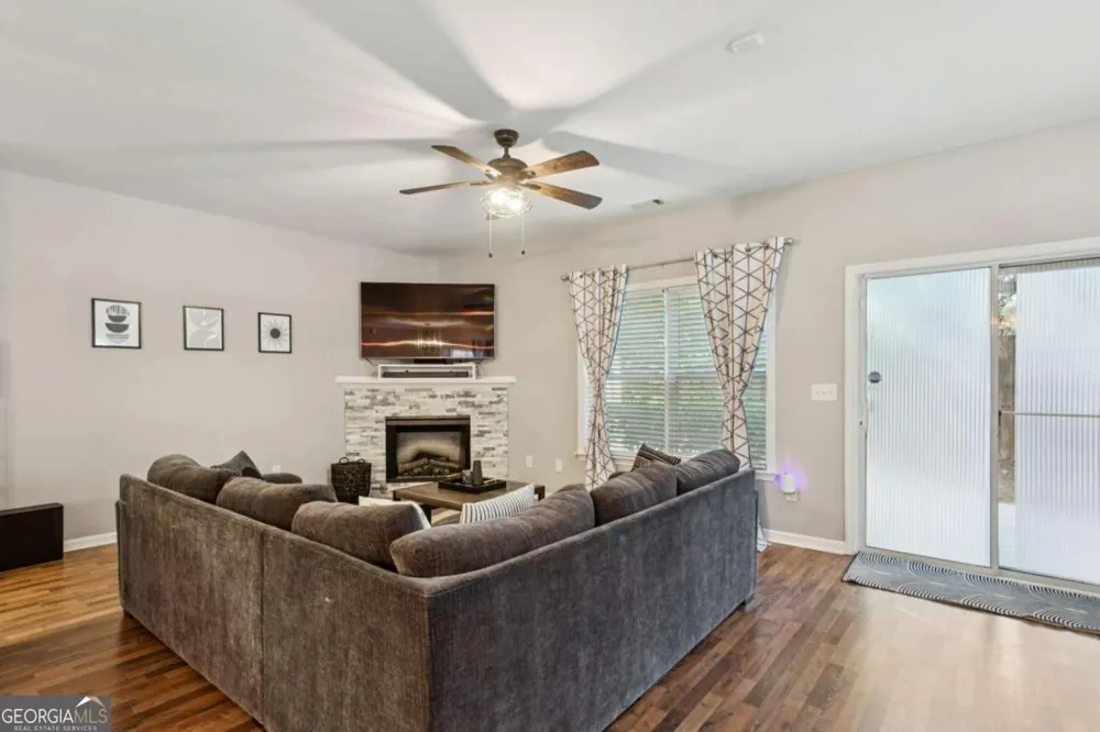 2566 Willow Grove RD NW Acworth, GA 30101
