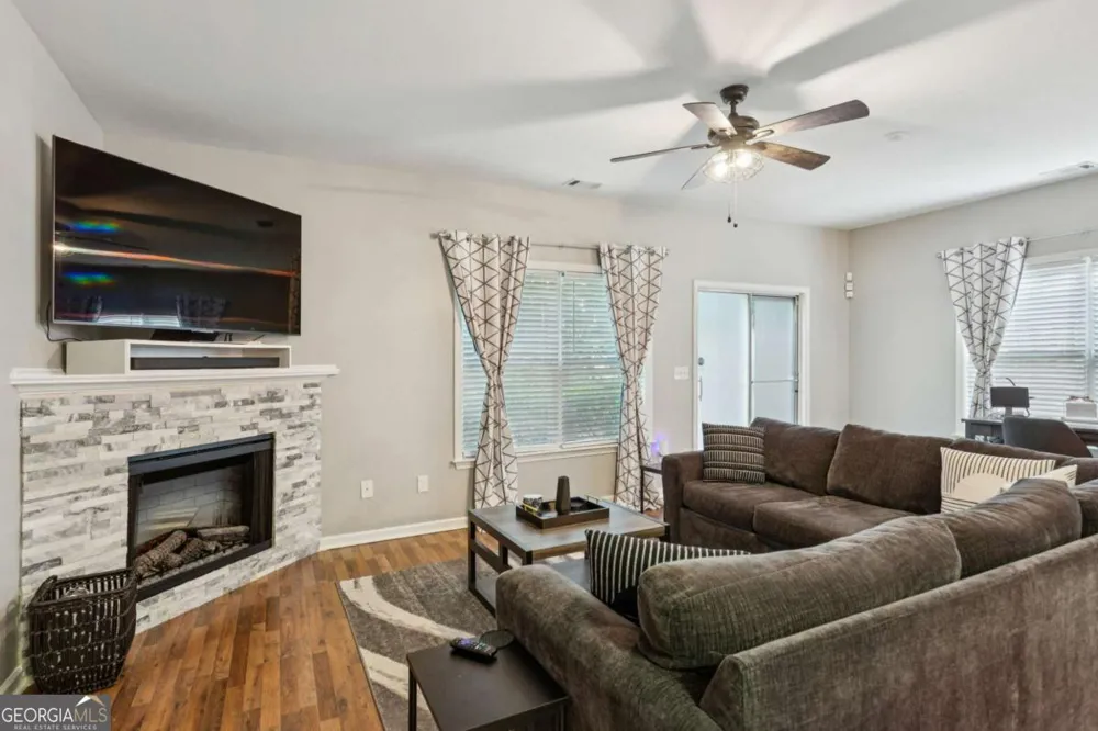 2566 Willow Grove RD NW Acworth, GA 30101