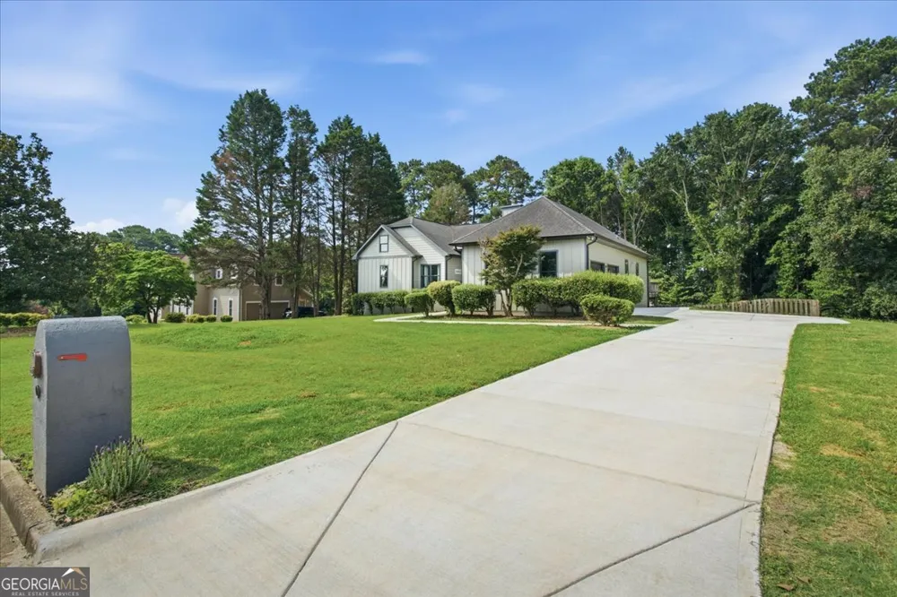 26 Chad CT McDonough, GA 30253