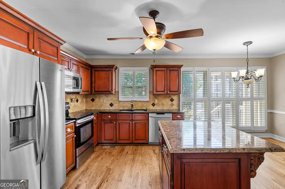 5451 Fripp HOLW NW Acworth, GA 30101