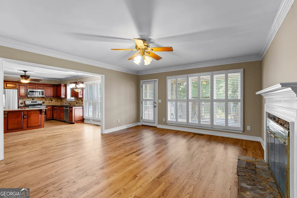5451 Fripp HOLW NW Acworth, GA 30101