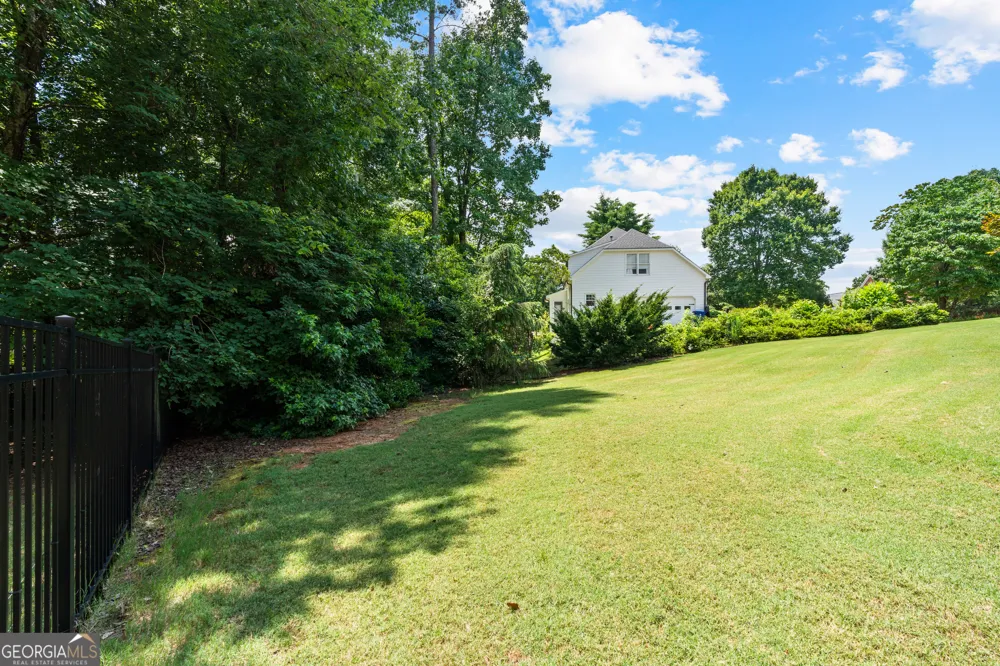 5451 Fripp HOLW NW Acworth, GA 30101