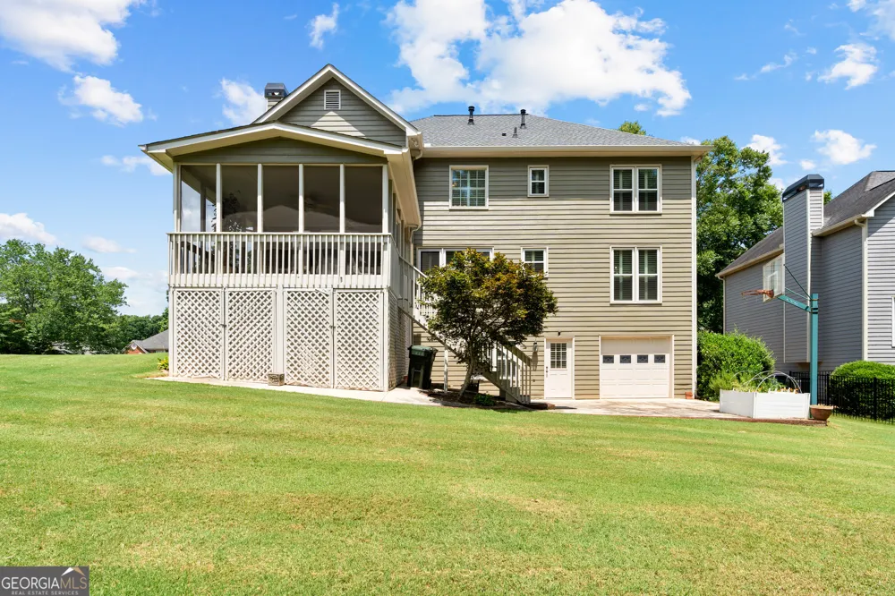 5451 Fripp HOLW NW Acworth, GA 30101