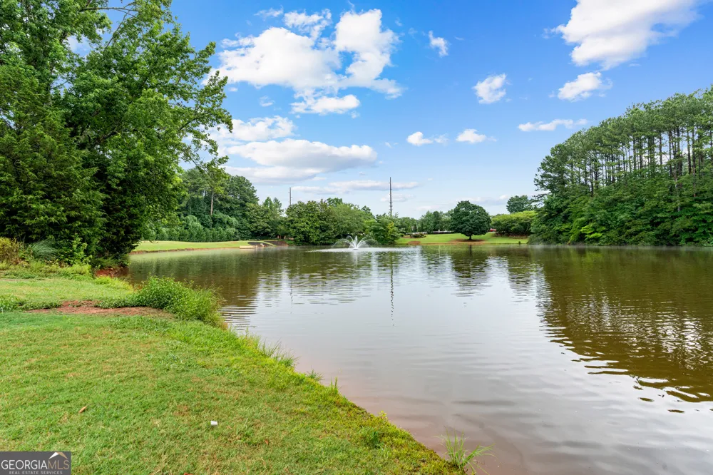 5451 Fripp HOLW NW Acworth, GA 30101