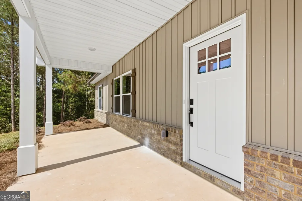 193 Tabitha Page LN Toccoa, GA 30577