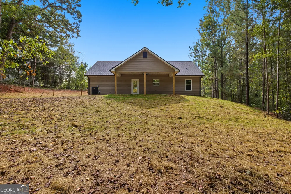 193 Tabitha Page LN Toccoa, GA 30577