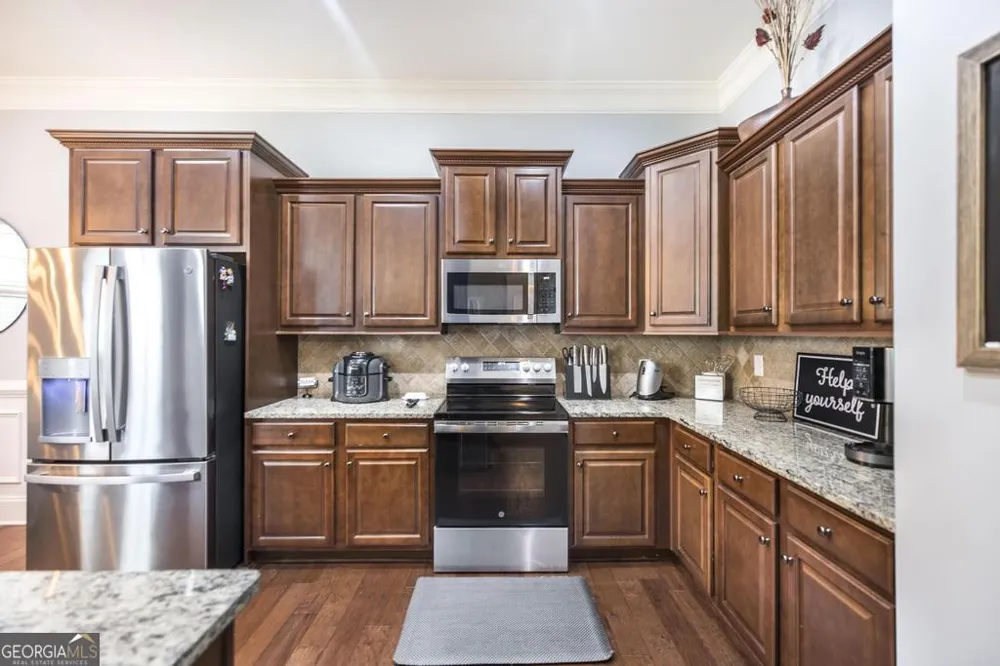 315 Deven CT Warner Robins, GA 31088