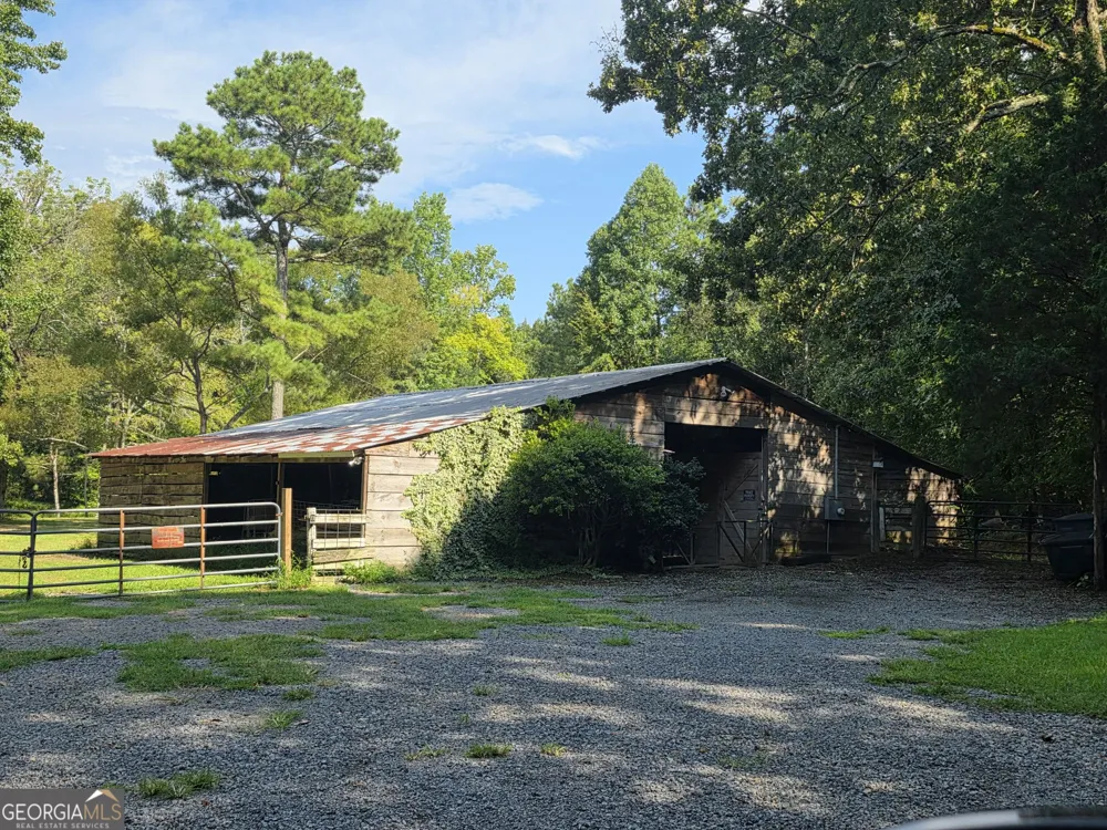 363 Griffin RD NW Cartersville, GA 30120