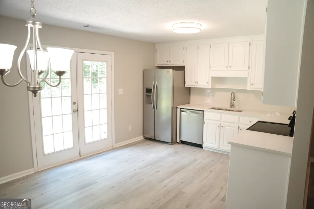 1215 Browns Country LN Locust Grove, GA 30248