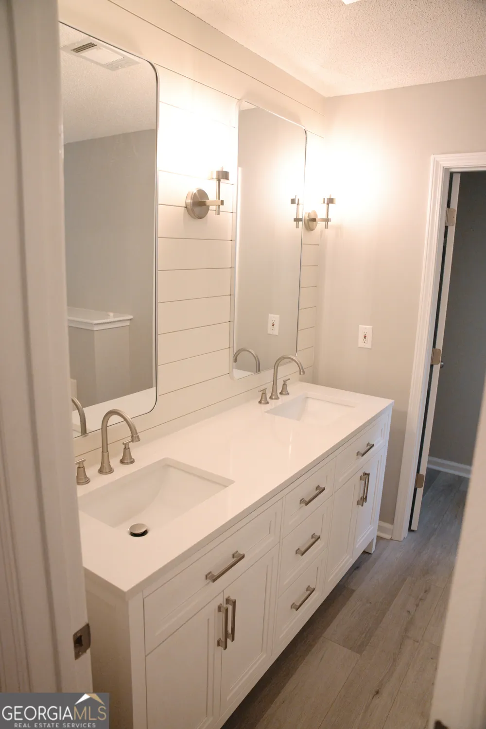 1215 Browns Country LN Locust Grove, GA 30248