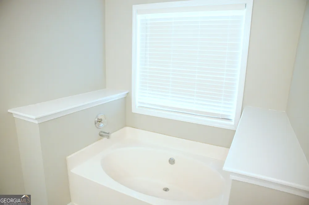1215 Browns Country LN Locust Grove, GA 30248