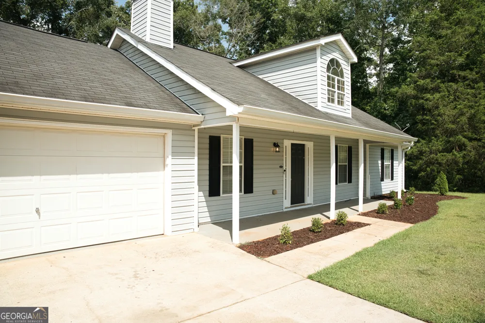 1215 Browns Country LN Locust Grove, GA 30248