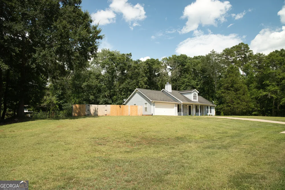 1215 Browns Country LN Locust Grove, GA 30248