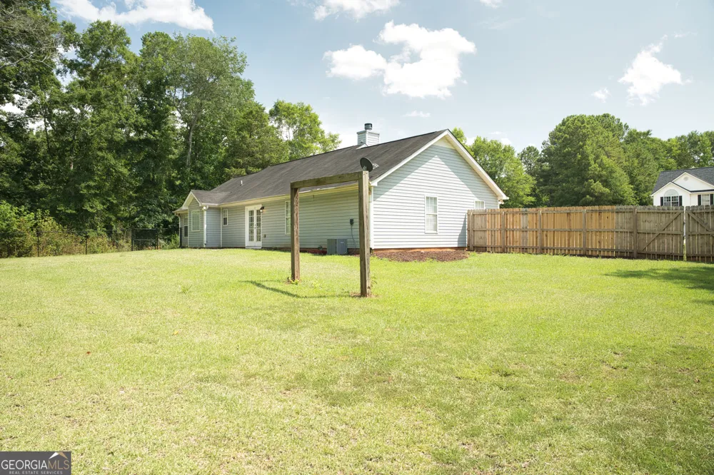 1215 Browns Country LN Locust Grove, GA 30248