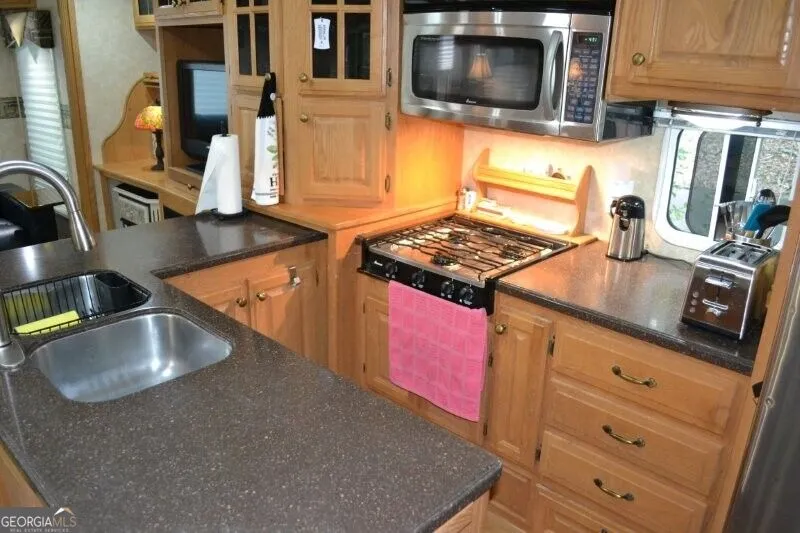 80 Park Vista DR Cleveland, GA 30528
