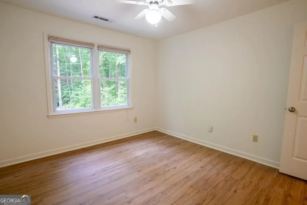 64 Hickory LN Dahlonega, GA 30533