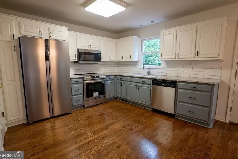 64 Hickory LN Dahlonega, GA 30533