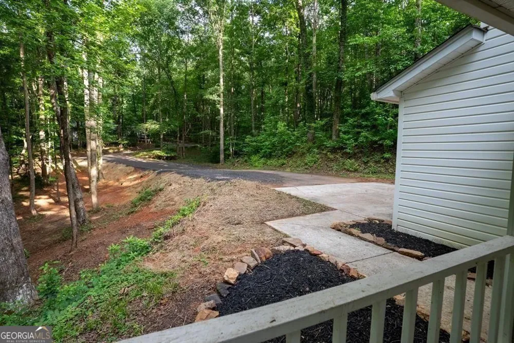 64 Hickory LN Dahlonega, GA 30533