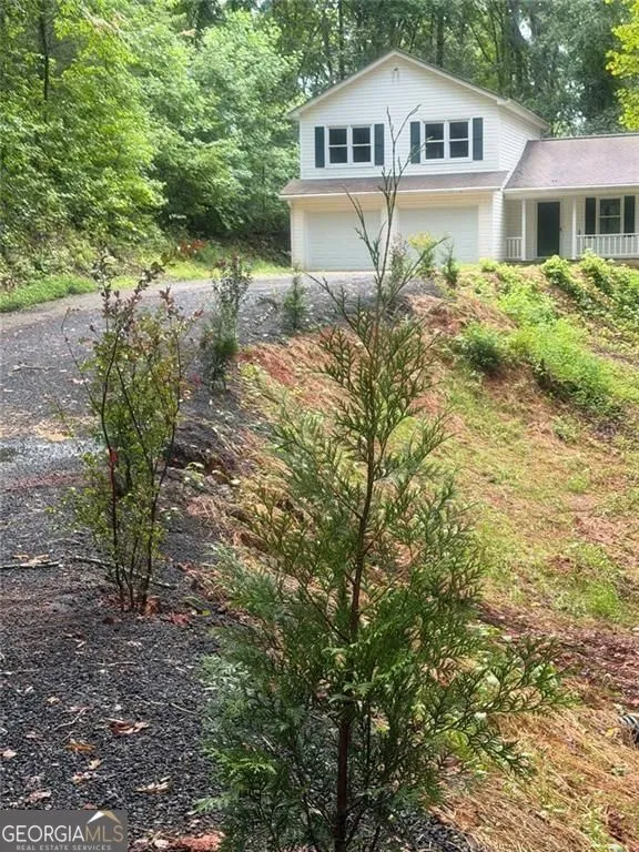 64 Hickory LN Dahlonega, GA 30533