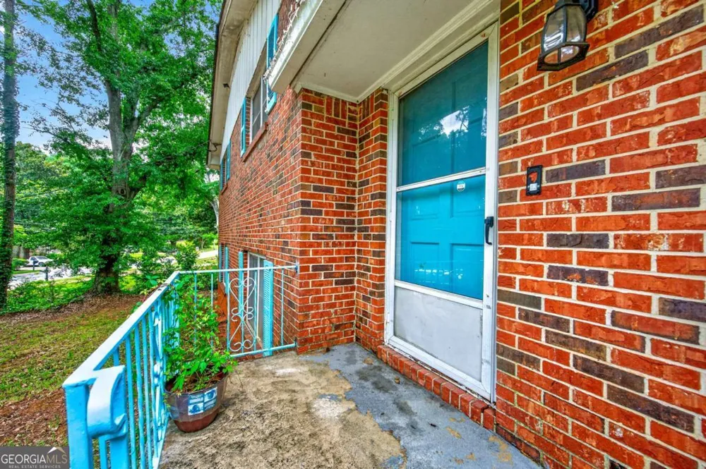 4894 Candlewood LN Stone Mountain, GA 30088