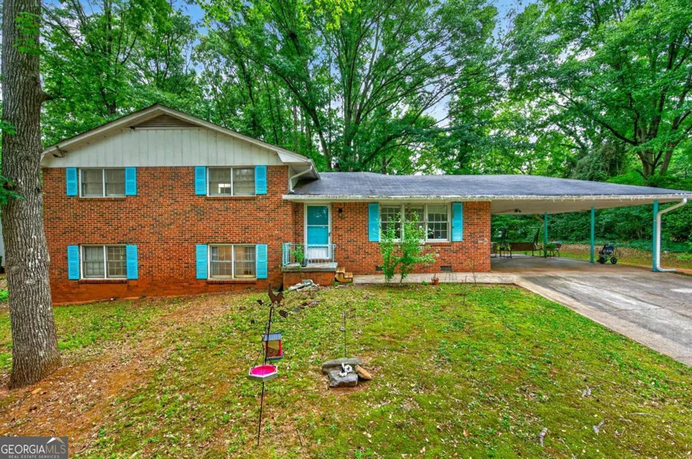 4894 Candlewood LN Stone Mountain, GA 30088